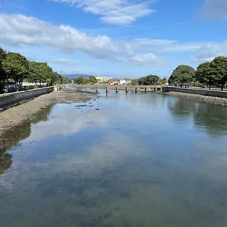 Period Townhouse In Town 펜션