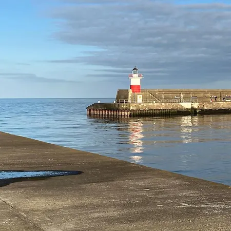 Period Townhouse In Town 펜션 *